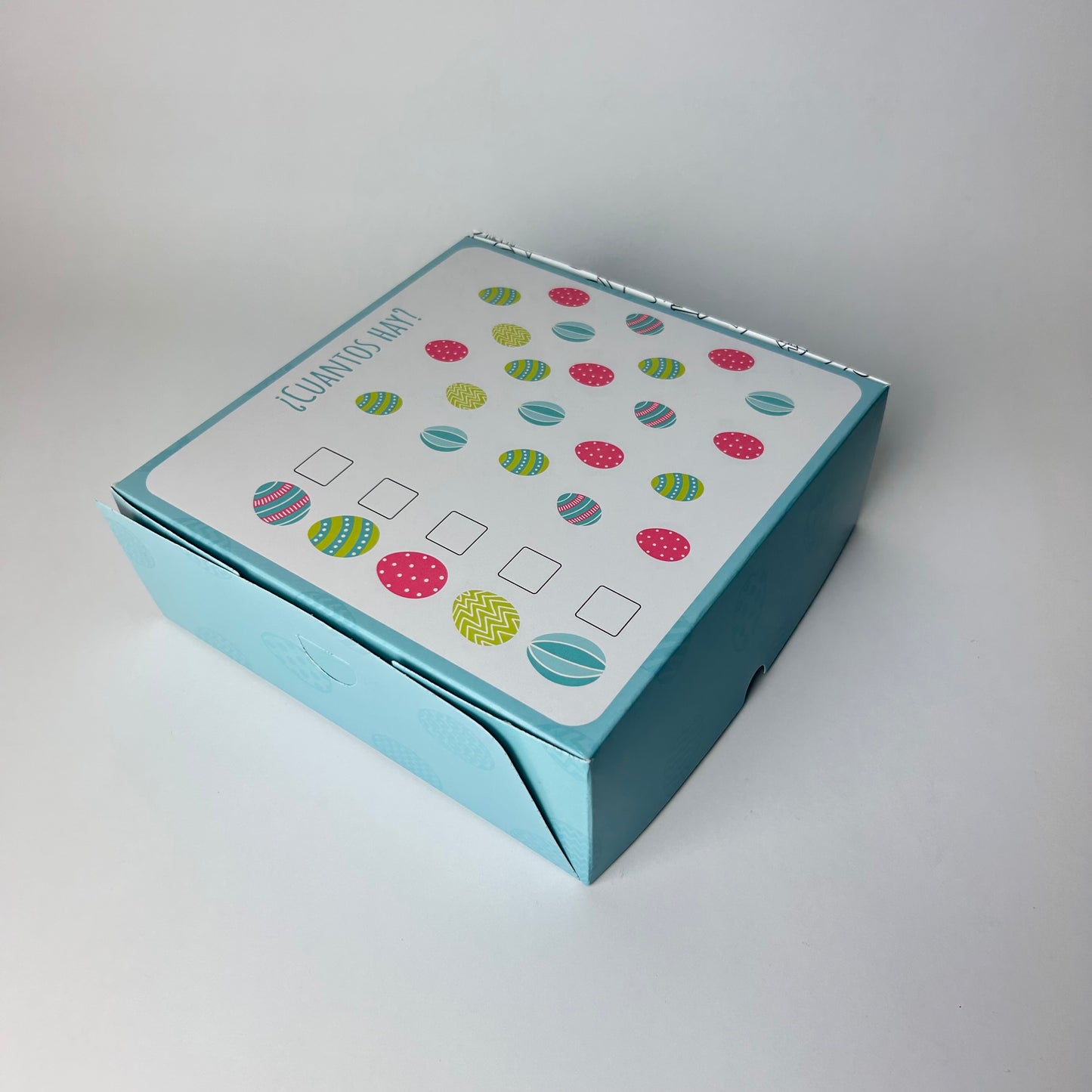 Caja 20x20x7 cm Pascua para niños