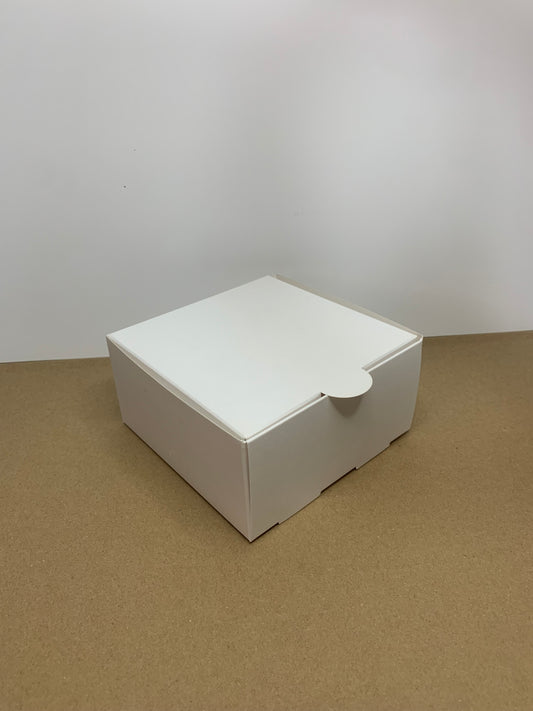 Caja 13x13x6,5 cm cartulina