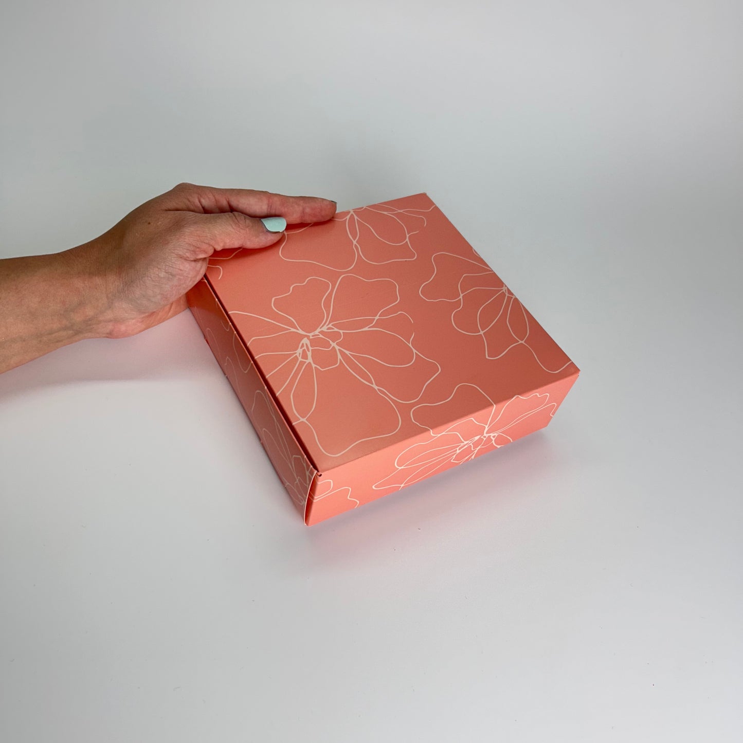 Caja 16x16x5 cm Magnolias