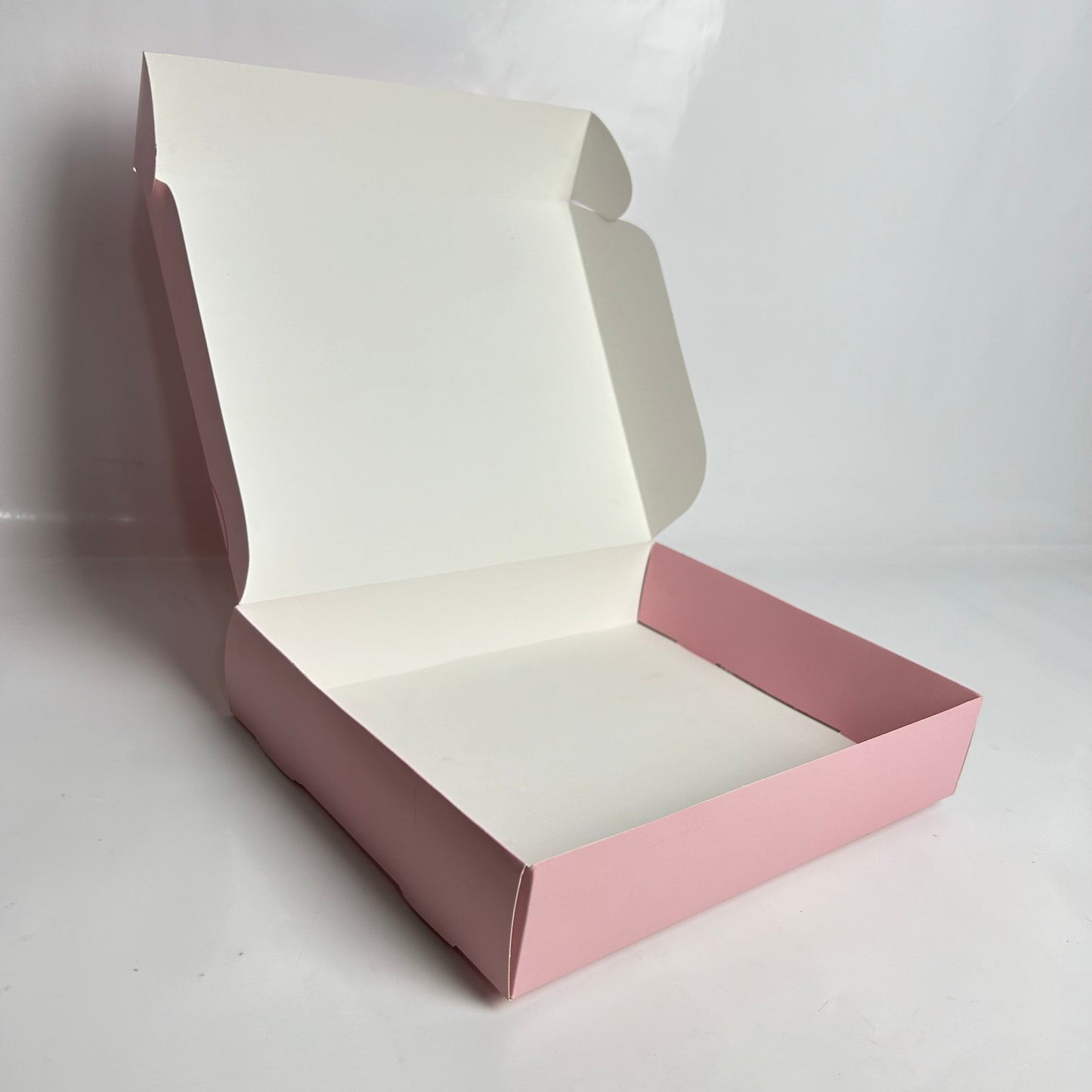 Caja 25x20x5 cm San Valentín c/Folia Holográfica