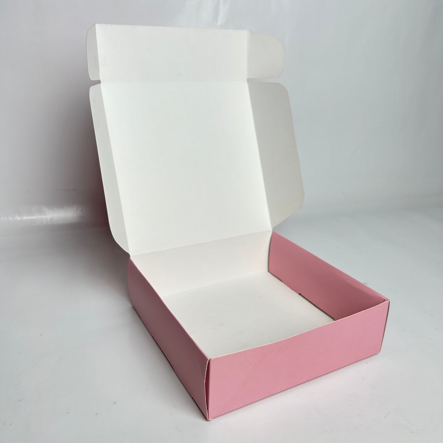 Caja 16x16x5 cm San Valentín c/Folia Holográfica
