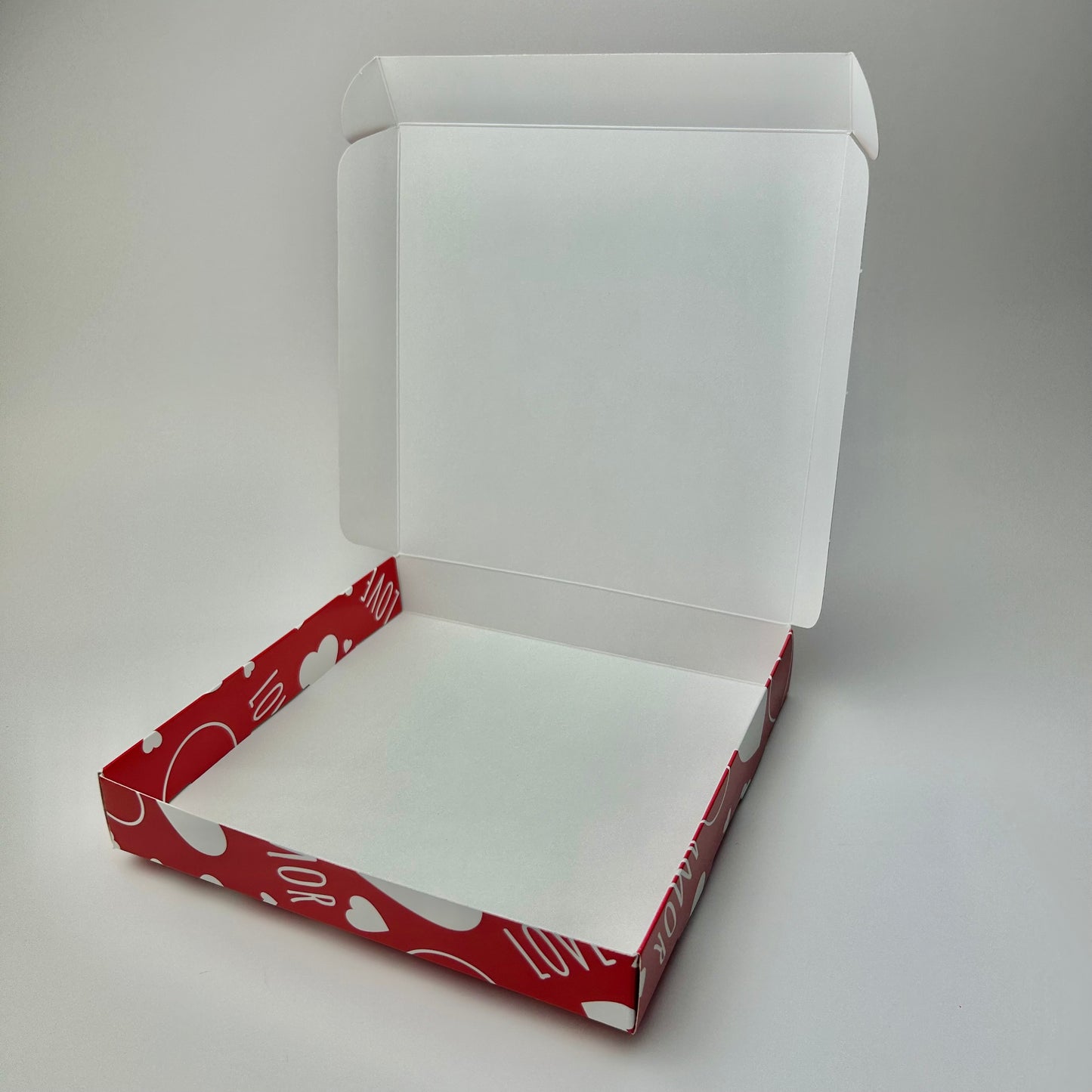 Caja Alfajores 19x19x3 cm "Amor Love" Roja