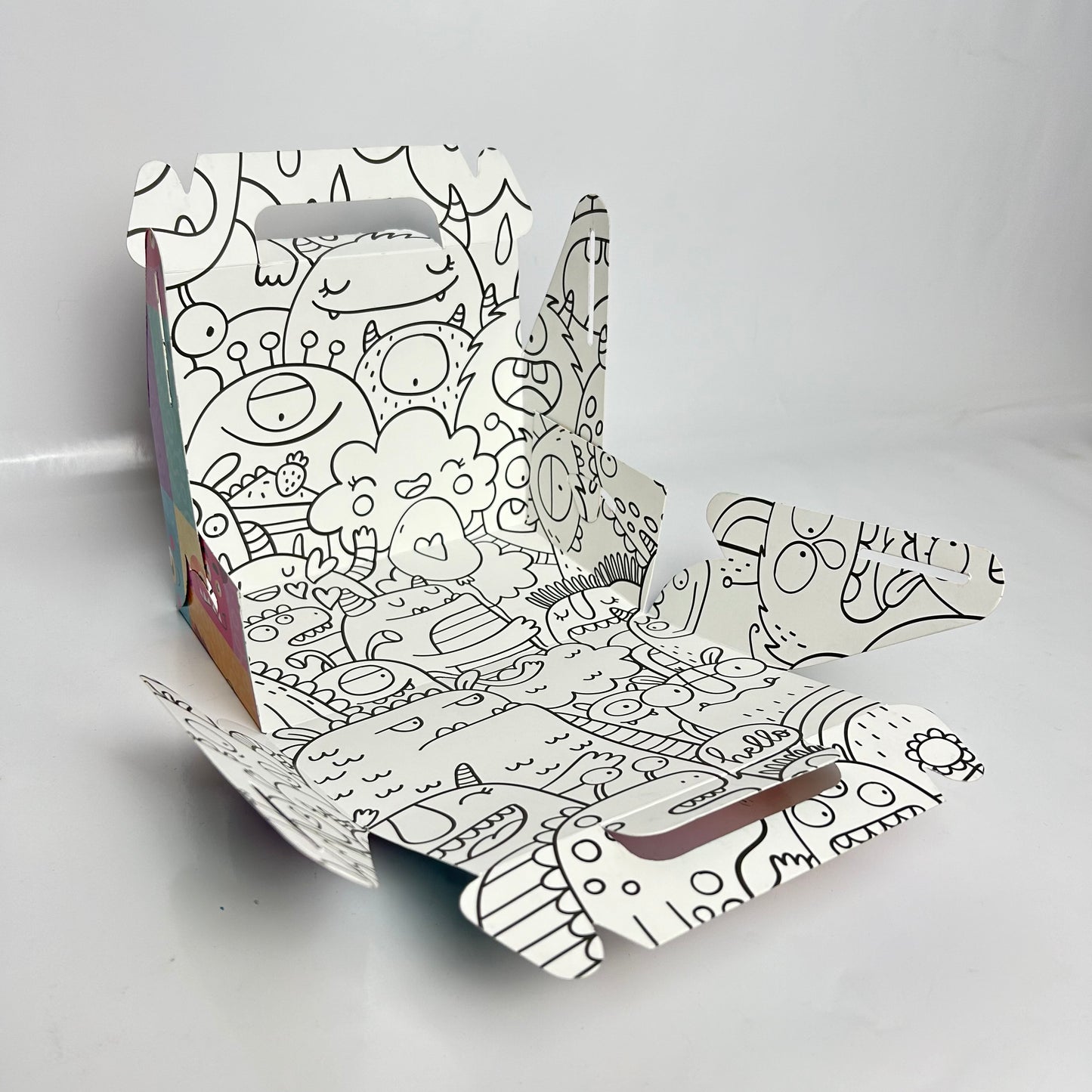 CON DETALLE Caja Lonchera 18x10x9 cm Monstruos DETALLE