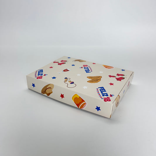 Caja 19x14x3 cm Feliz 18 (6 alfajores)