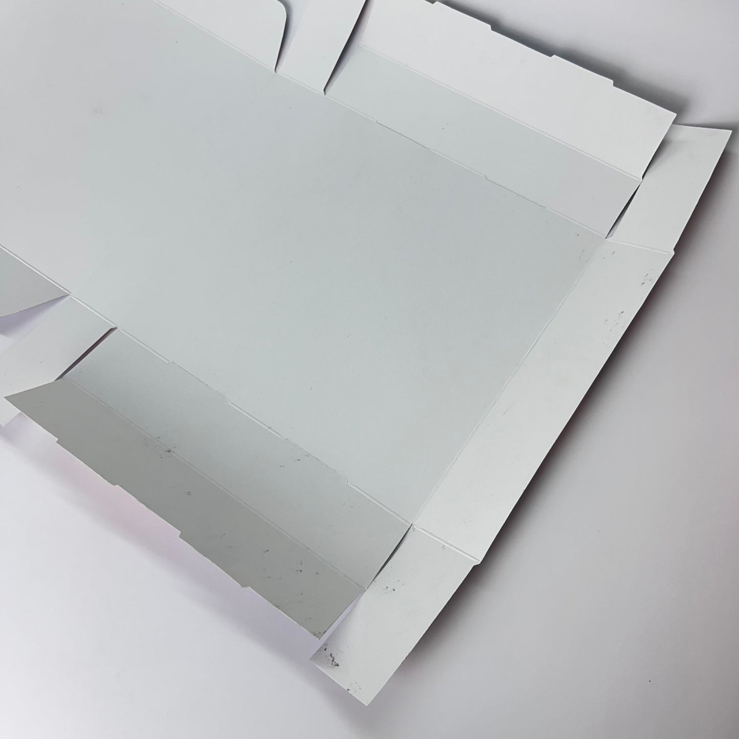 Caja 25x25x5 cm Flores (detalle)