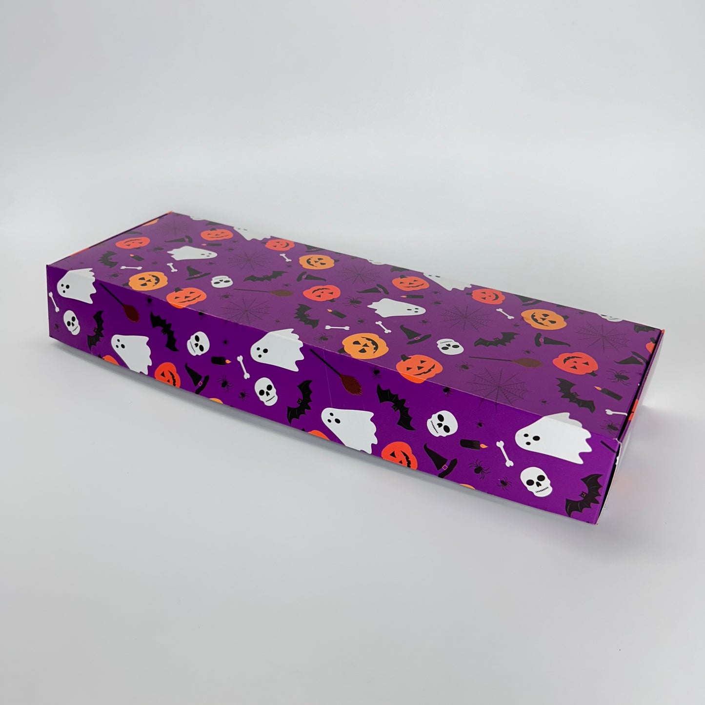 Caja Crumbl Cookies 36x12x5 cm Halloween Morado