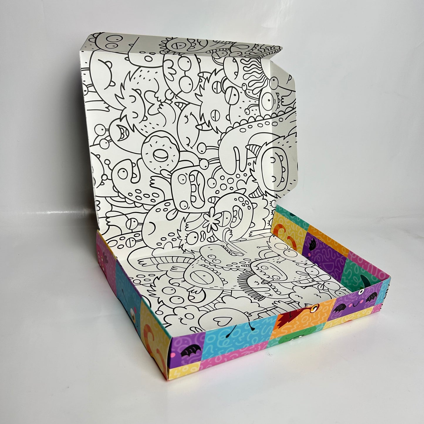 Caja 28x22x5 cm Monstruos